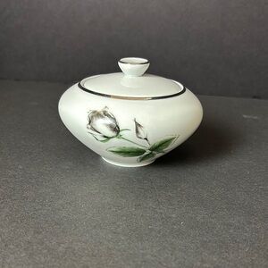 Stonegate Midnight Rose Sugar Bowl & Lid White with Black/Gray Roses Germany